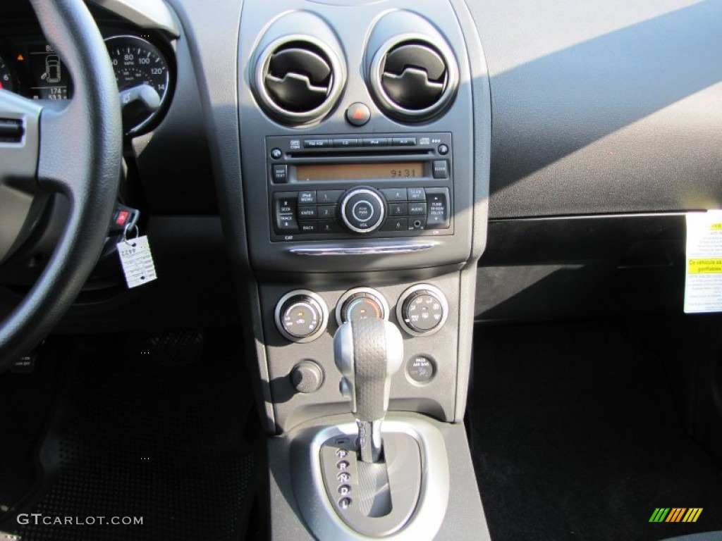 2011 Rogue S - Silver Ice Metallic / Black photo #13