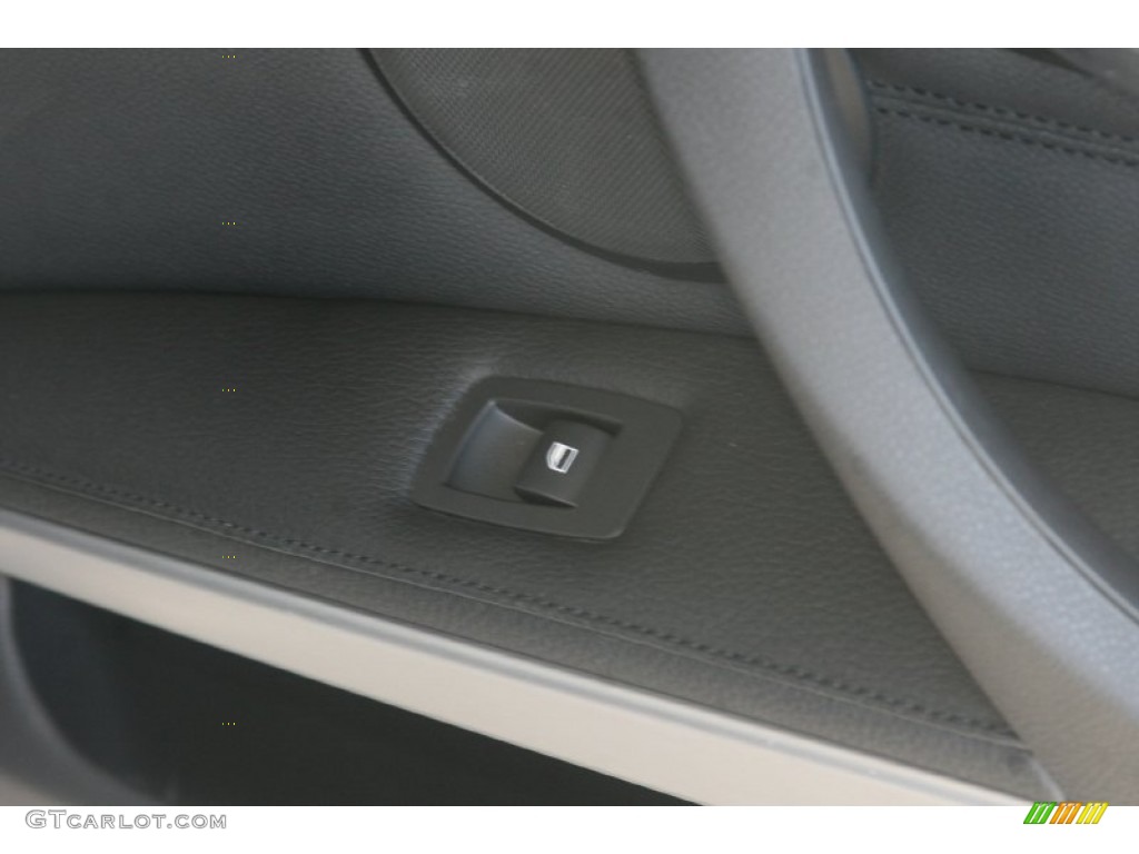 2009 3 Series 335i Sedan - Titanium Silver Metallic / Black photo #30