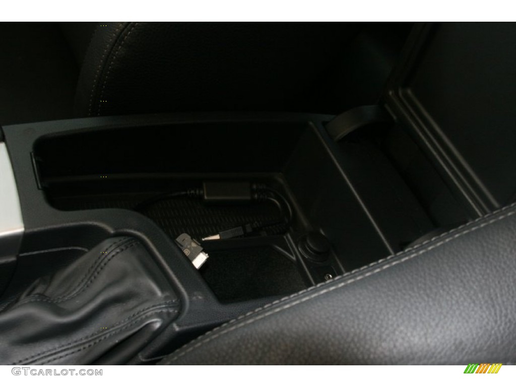 2009 3 Series 335i Sedan - Titanium Silver Metallic / Black photo #35