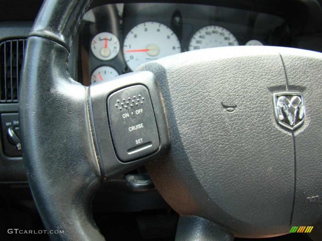 2004 Ram 1500 ST Quad Cab - Black / Dark Slate Gray photo #25