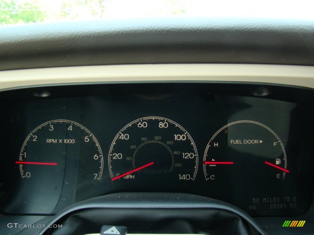 2003 Lincoln Aviator Luxury Gauges Photo #51163200