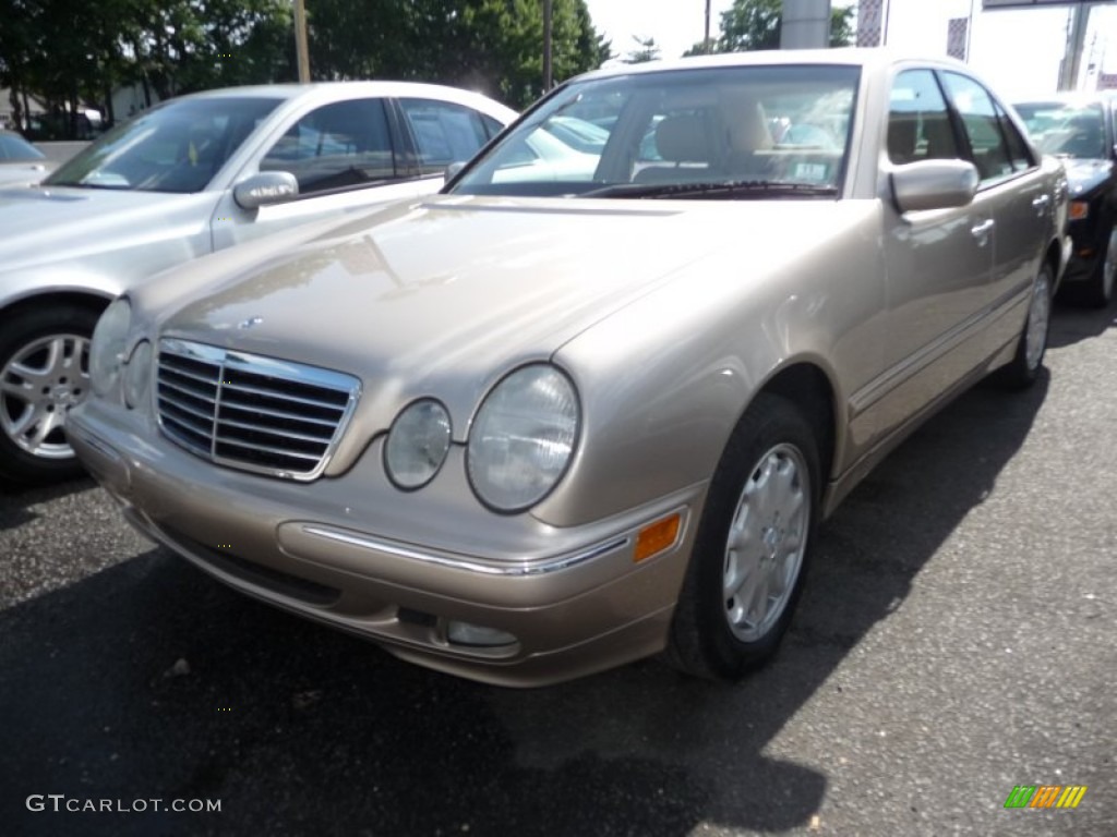 2002 E 320 4Matic Sedan - Desert Silver Metallic / Java photo #1