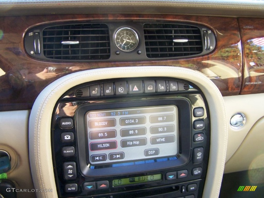 2009 Jaguar XJ XJ8 Controls Photo #51164673