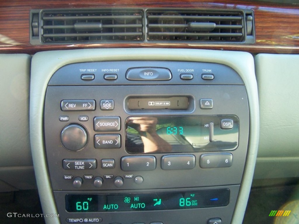 1997 Cadillac Seville SLS Controls Photo #51166521
