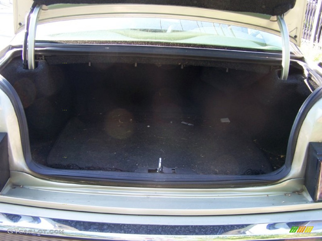 1997 Cadillac Seville SLS Trunk Photos