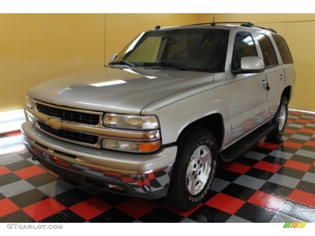 2004 Tahoe LT 4x4 - Silver Birch Metallic / Tan/Neutral photo #2