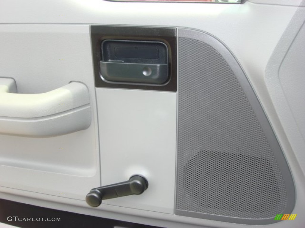 2005 F150 STX Regular Cab 4x4 - Dark Stone Metallic / Medium Flint Grey photo #10