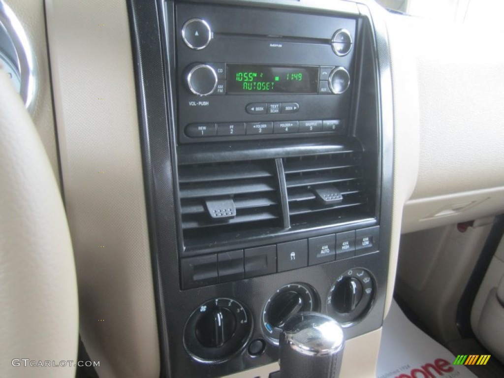 2010 Ford Explorer Sport Trac XLT 4x4 Controls Photo #51170361