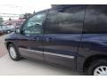2000 Medium Royal Blue Metallic Ford Windstar SE  photo #21