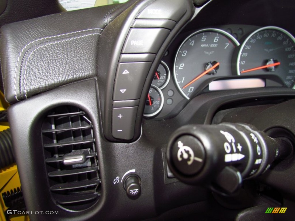 2008 Chevrolet Corvette Convertible Controls Photo #51174804