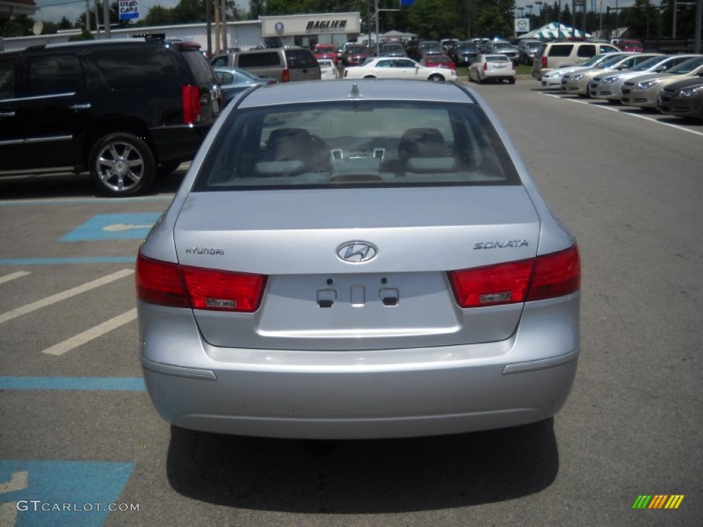 2010 Sonata GLS - Radiant Silver / Gray photo #4