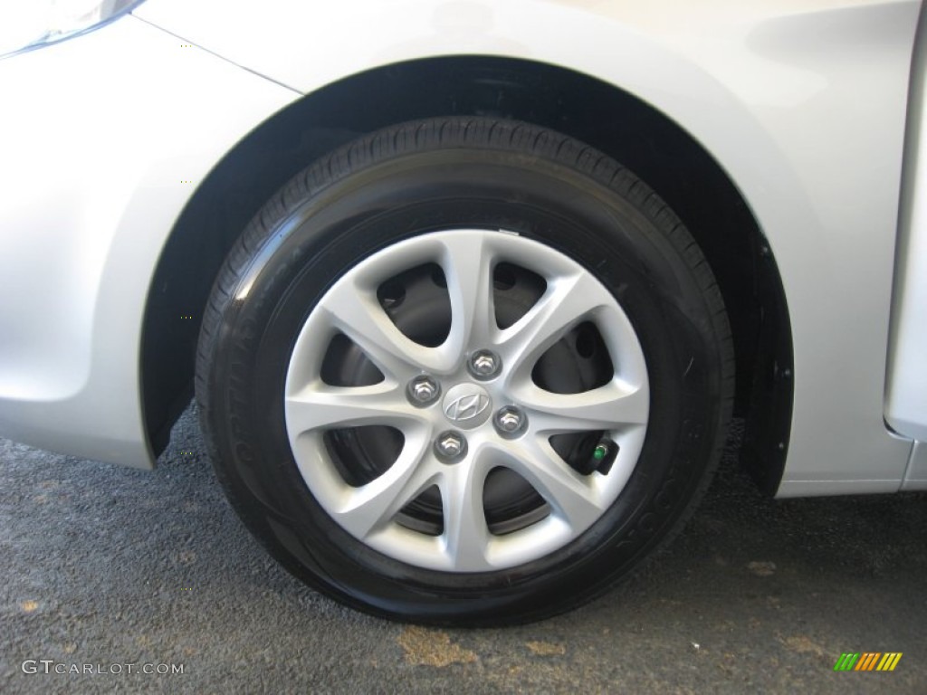 2012 Hyundai Accent GLS 4 Door Wheel Photo #51175344