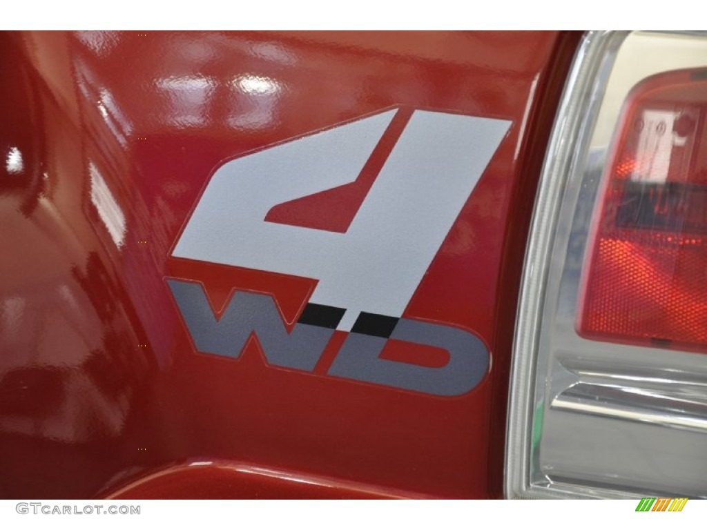 2006 Mitsubishi Raider DuroCross Extended Cab 4x4 Marks and Logos Photo #51178131