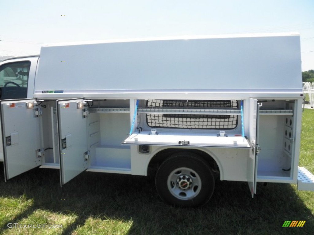 Summit White 2011 GMC Savana Cutaway 3500 Commercial Utility Truck Exterior Photo #51183357