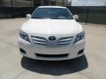 Super White - Camry LE Photo No. 8