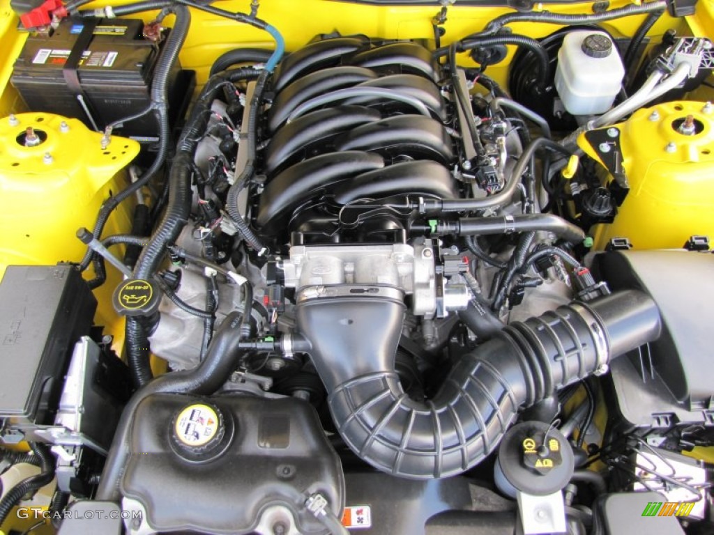 2006 Ford Mustang GT Premium Convertible 4.6 Liter SOHC 24-Valve VVT V8 Engine Photo #51186966