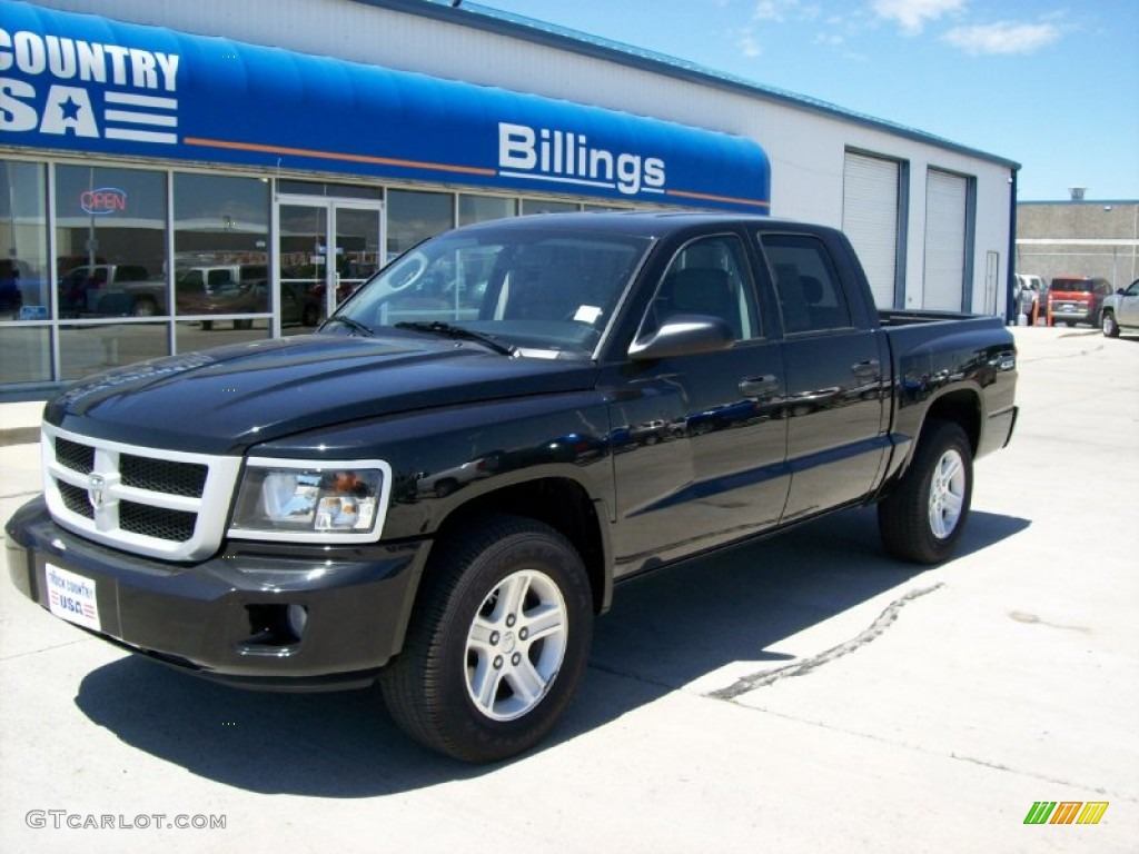 2010 Dakota Big Horn Crew Cab 4x4 - Brilliant Black Crystal Pearl / Dark Slate Gray/Medium Slate Gray photo #1