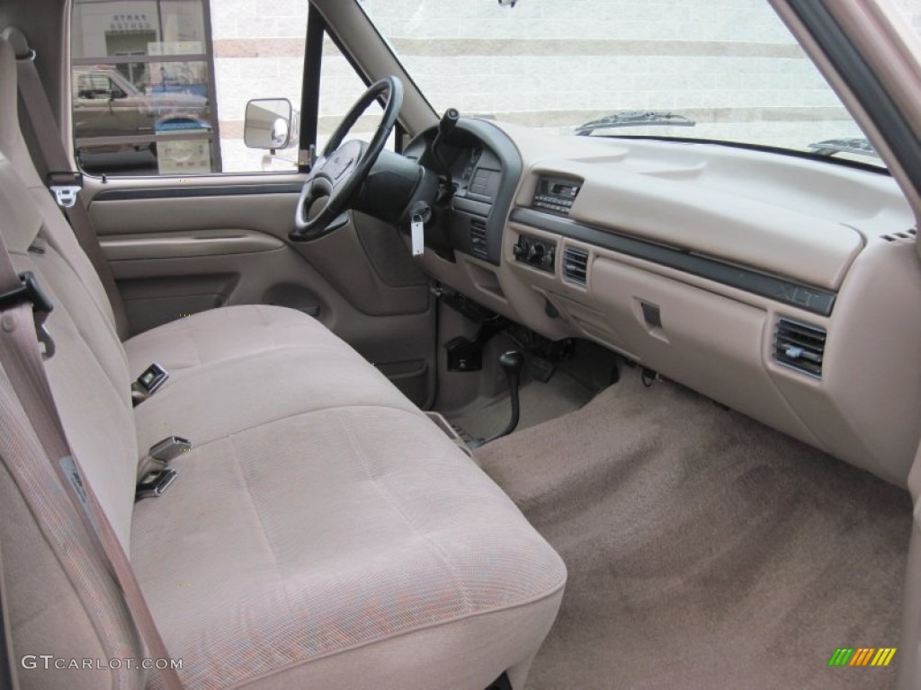 Prairie Tan Interior 1997 Ford F250 XLT Regular Cab 4x4 Photo #51187239