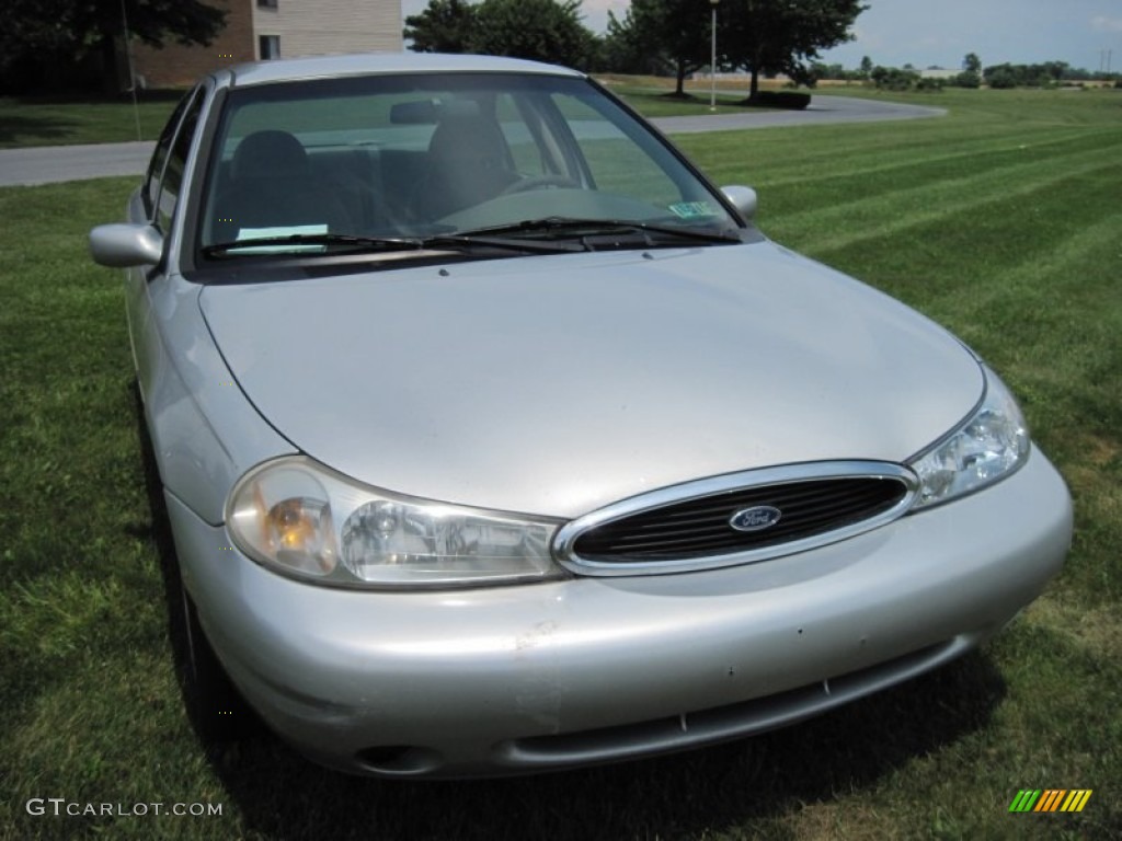 2000 Contour SE Sport - Silver Frost Metallic / Greystone photo #2