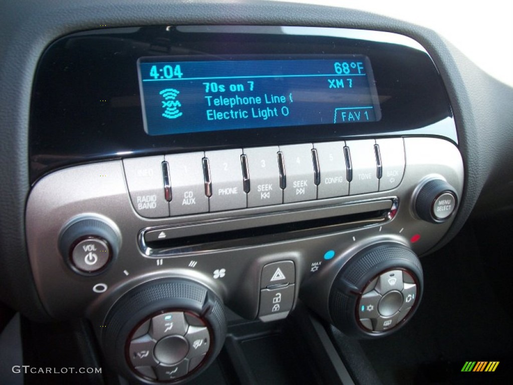2011 Chevrolet Camaro SS Coupe Controls Photo #51191437