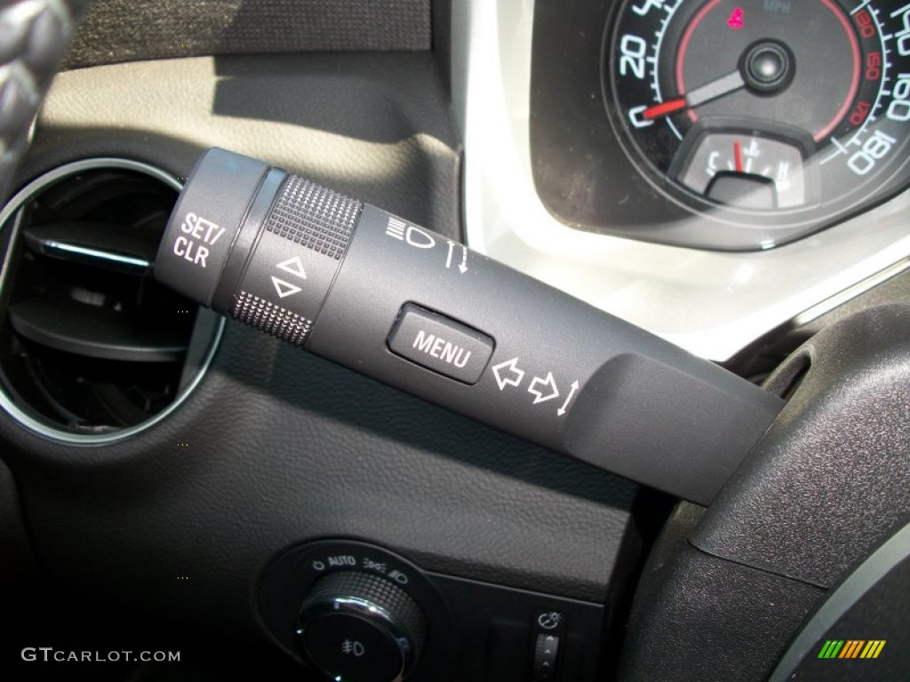 2011 Chevrolet Camaro SS Coupe Controls Photo #51191479