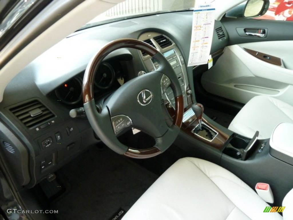 Light Gray Interior 2011 Lexus ES 350 Photo #51191902