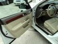 Ivory Pearl - M 35 Sedan Photo No. 16