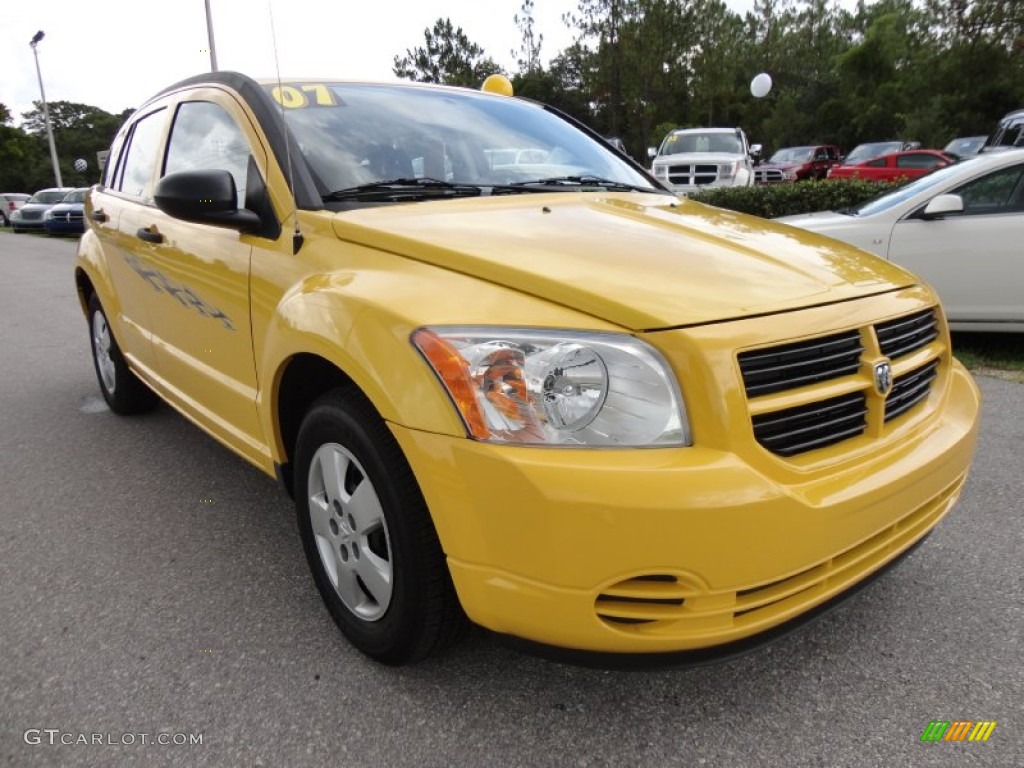 2007 Caliber SE - Solar Yellow / Pastel Pebble Beige photo #13