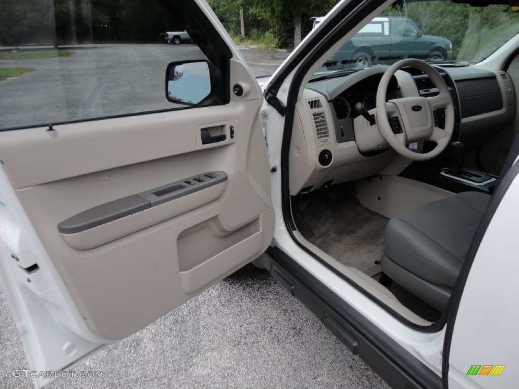 Stone Interior 2010 Ford Escape XLS Photo #51195865