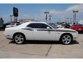 Stone White - Challenger R/T Classic Photo No. 4