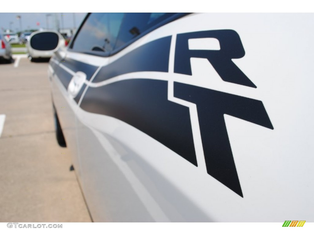 2009 Dodge Challenger R/T Classic Marks and Logos Photo #51196627