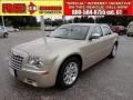 Linen Gold Metallic - 300 C HEMI Photo No. 1