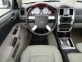 Linen Gold Metallic - 300 C HEMI Photo No. 8