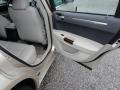 Linen Gold Metallic - 300 C HEMI Photo No. 13