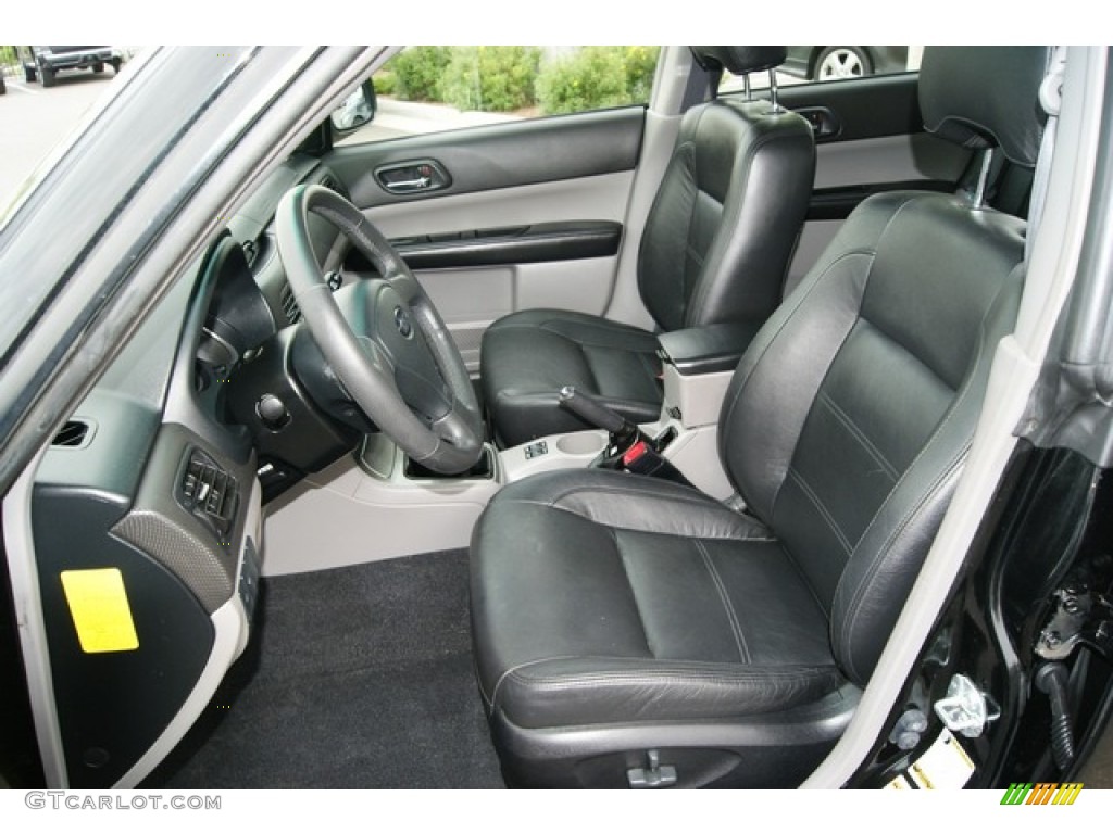Gray Interior 2005 Subaru Forester 2.5 XT Premium Photo #51200174