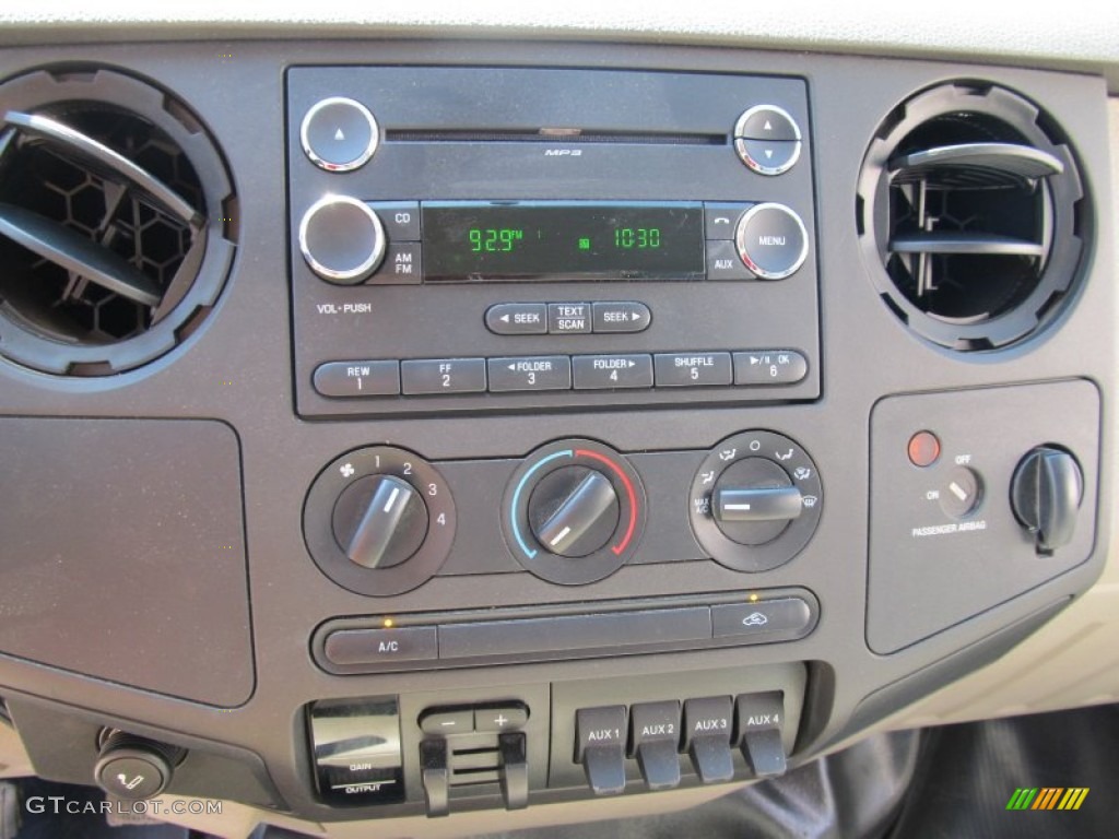 2008 Ford F450 Super Duty XL Regular Cab 4x4 Dump Truck Controls Photo #51200714