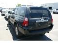 Black - 4Runner SR5 4x4 Photo No. 3