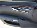Black - S 550 Sedan Photo No. 14