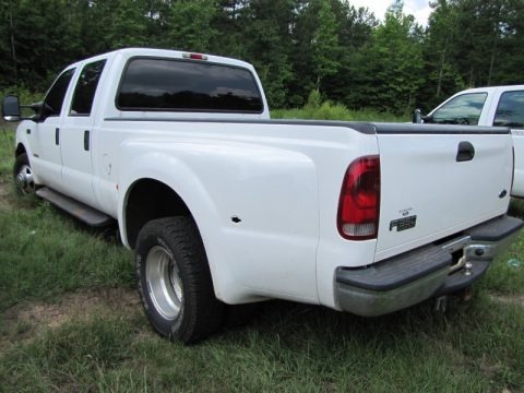 2004 Ford F350 Super Duty XL Crew Cab Dually Data, Info and Specs
