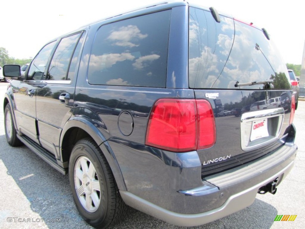 2004 Navigator Ultimate - True Blue Metallic / Dove Grey photo #5