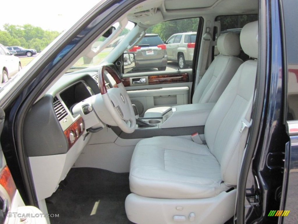 2004 Navigator Ultimate - True Blue Metallic / Dove Grey photo #9