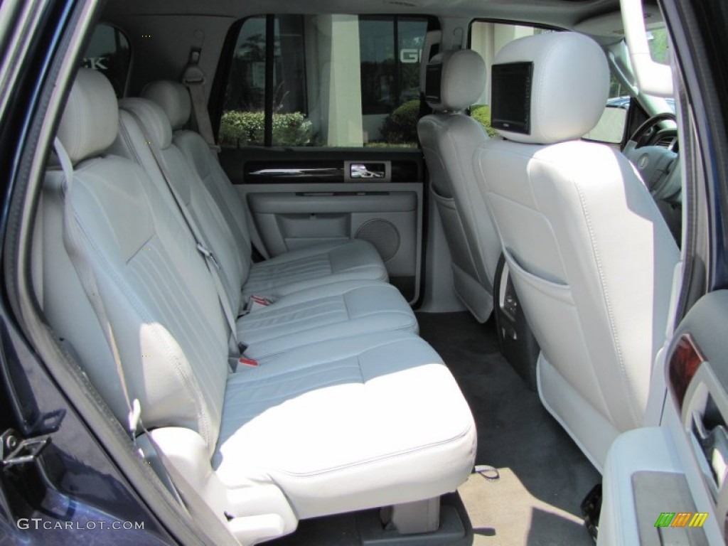 2004 Navigator Ultimate - True Blue Metallic / Dove Grey photo #18