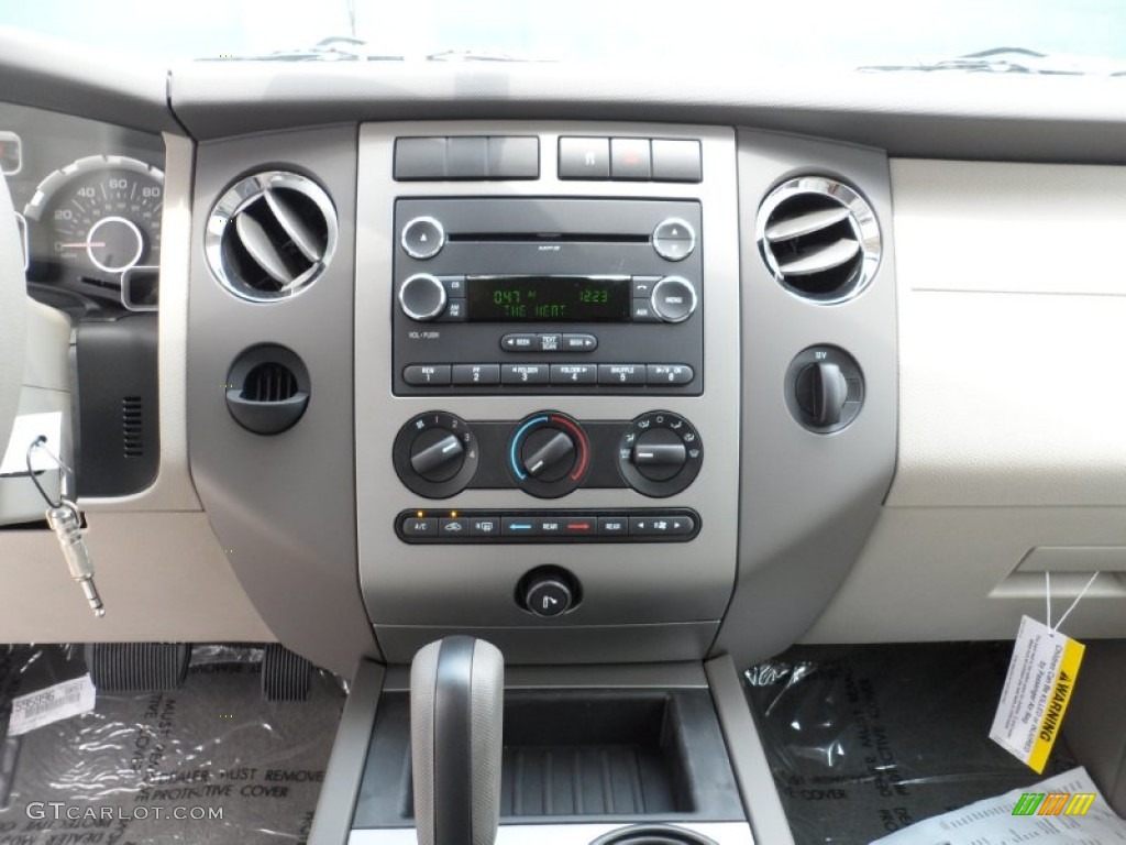 2011 Ford Expedition EL XL Controls Photo #51211556