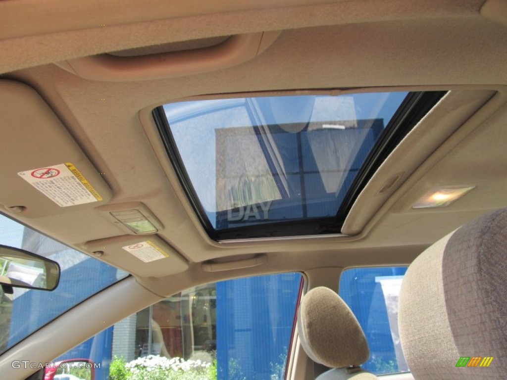 2004 Corolla LE - Impulse Red / Pebble Beige photo #9