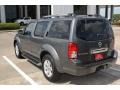 Storm Gray Metallic - Pathfinder LE Photo No. 6