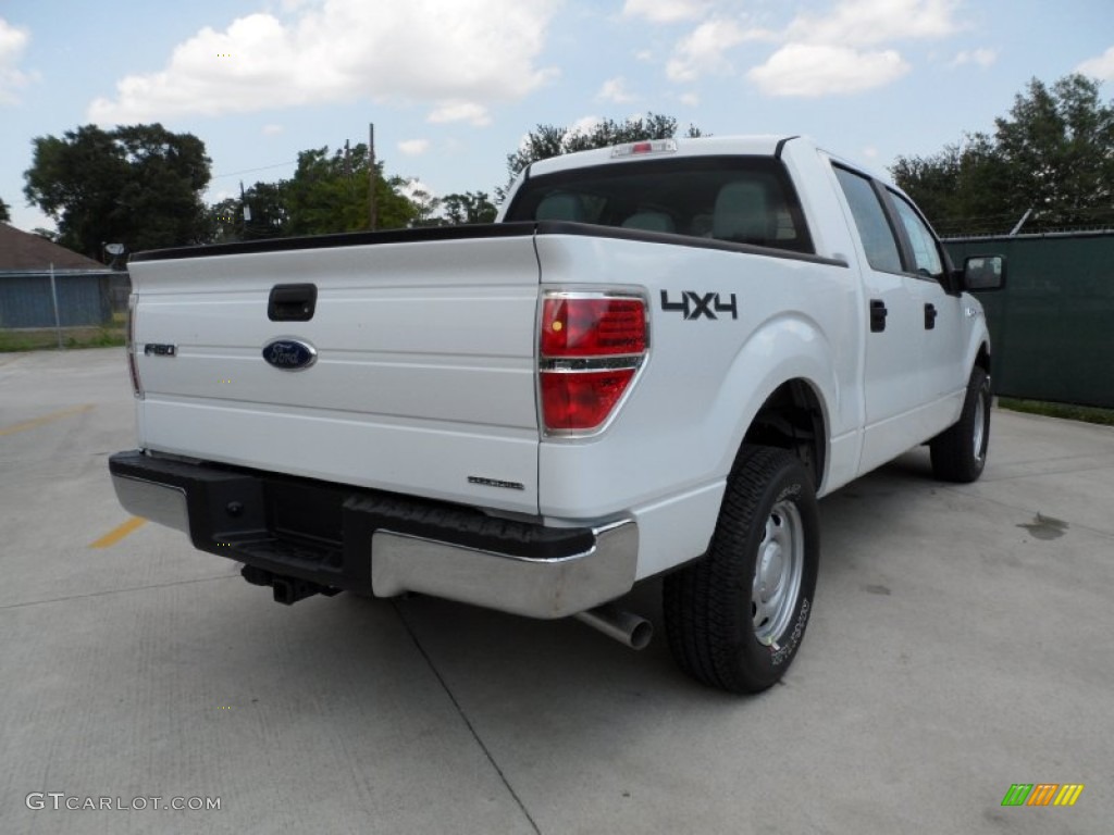 2011 F150 XL SuperCrew 4x4 - Oxford White / Steel Gray photo #3