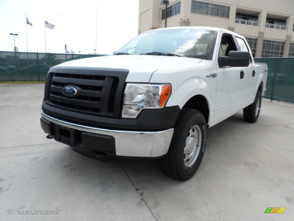 2011 F150 XL SuperCrew 4x4 - Oxford White / Steel Gray photo #7