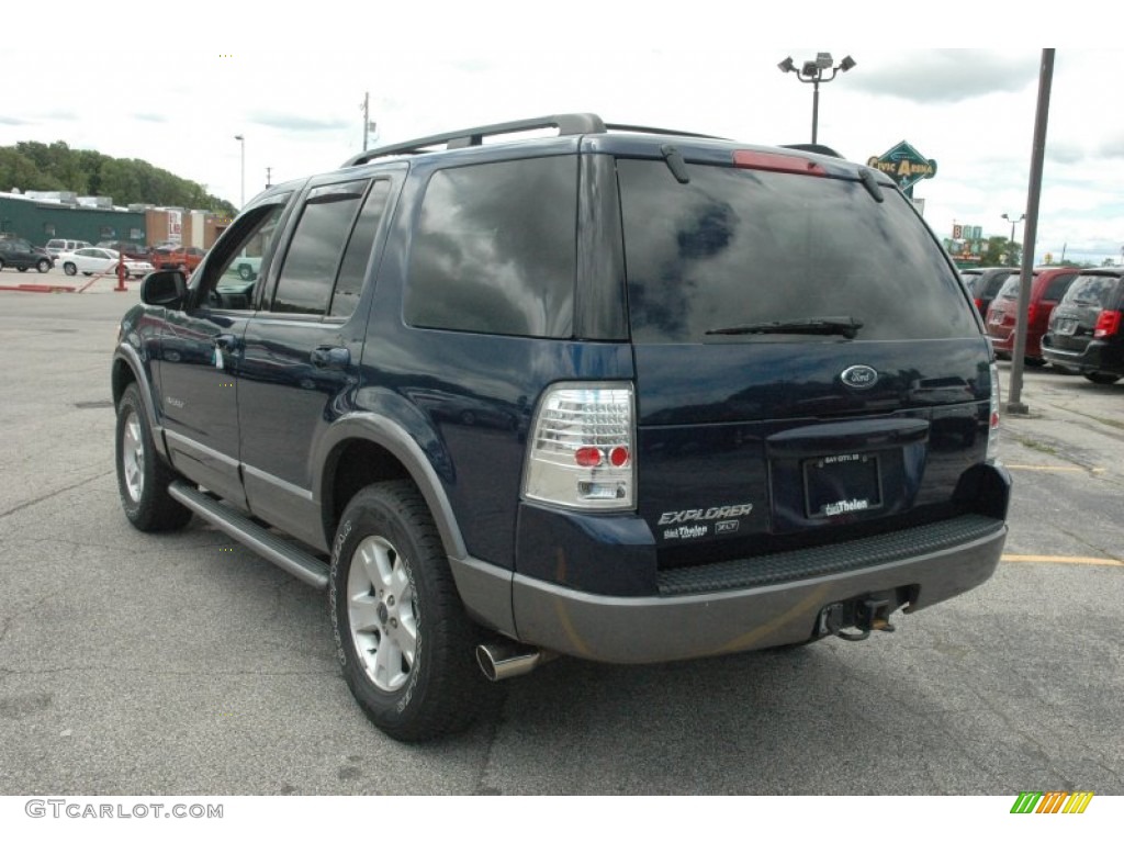 2004 Explorer XLT 4x4 - Dark Blue Pearl Metallic / Graphite photo #4
