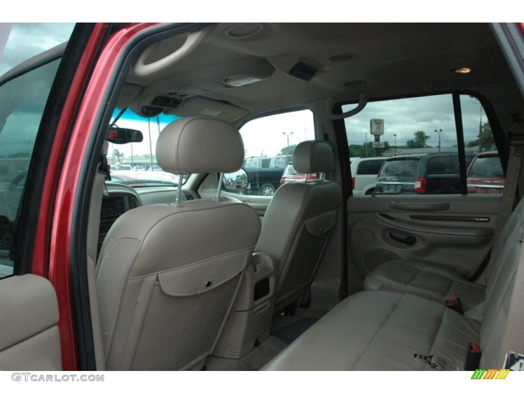 2000 Navigator 4x4 - Laser Red Tinted Metallic / Medium Parchment photo #9