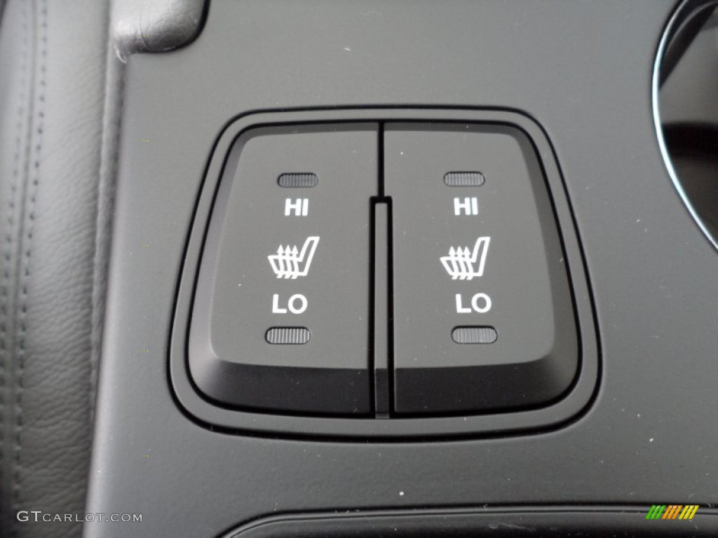 2012 Hyundai Sonata Limited Controls Photo #51217286